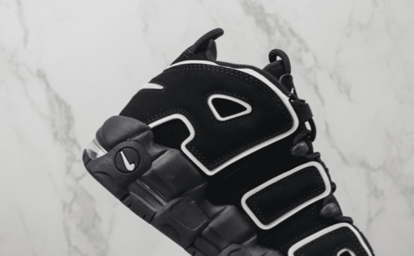 Tênis Nike Air More Uptempo OG "Preto" - Imagem 6