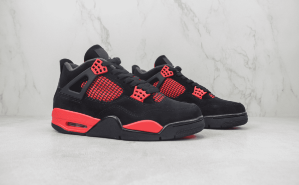 Tênis Nike Air Jordan 4 Red Thunder