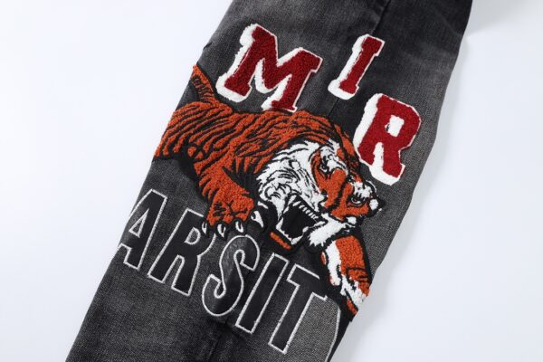 Calça Amiri Jeans Skinny com Trigre bordado "Preta" - Imagem 6