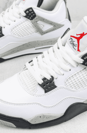 Tênis Nike Air Jordan 4 OG White Cement