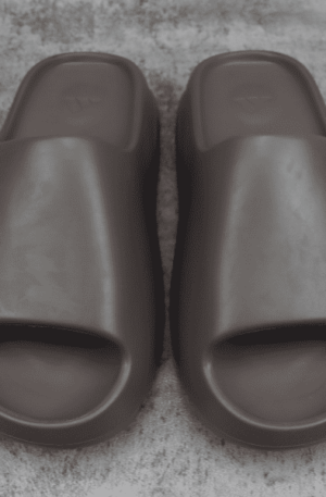 Adidas Yeezy Slide Soot