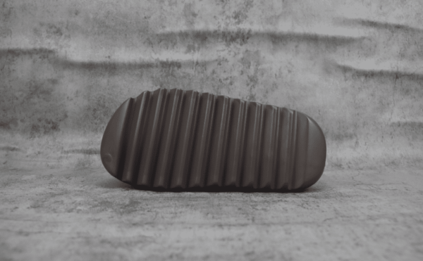 Adidas Yeezy Slide Soot - Imagem 3