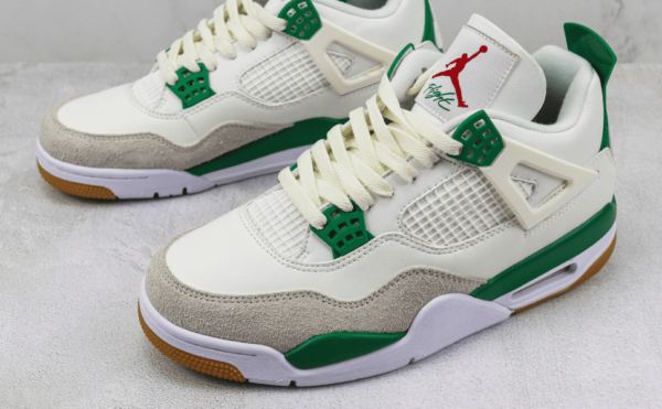 Tênis Nike SB x Air Jordan 4 Pine Green