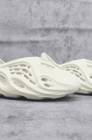 Adidas Yeezy Foam RNNR Ararat