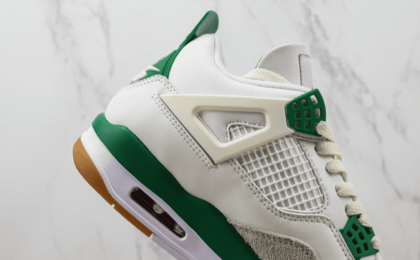 Tênis Nike SB x Air Jordan 4 Pine Green - Imagem 5
