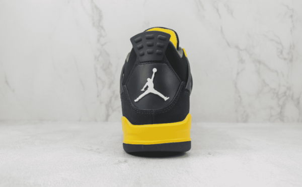 Tênis Nike Air Jordan 4 Thunder - Imagem 6