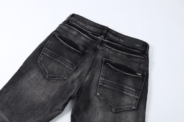 Calça Amiri Jeans Skinny com Trigre bordado "Preta" - Imagem 4