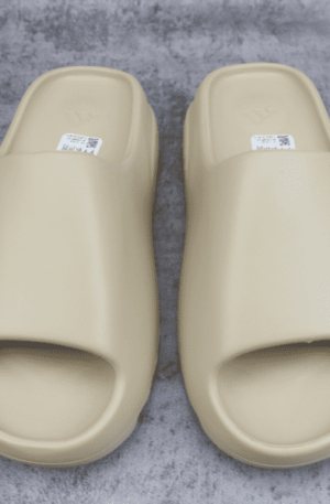 Adidas Yeezy Slides Bone Pure