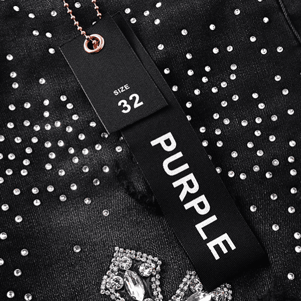 Short Jeans Purple Brand decorados com Cruz e strass - Imagem 7