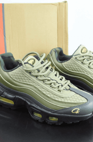Tênis Nike Air Max 95 x Corteiz "Gutta Green"