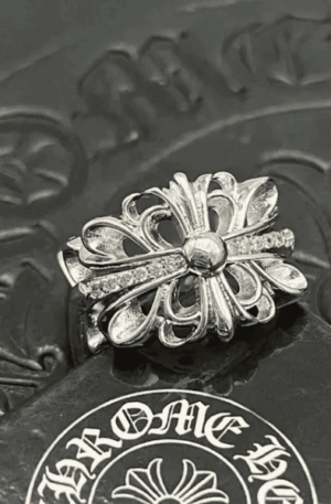 Anel Chrome Hearts