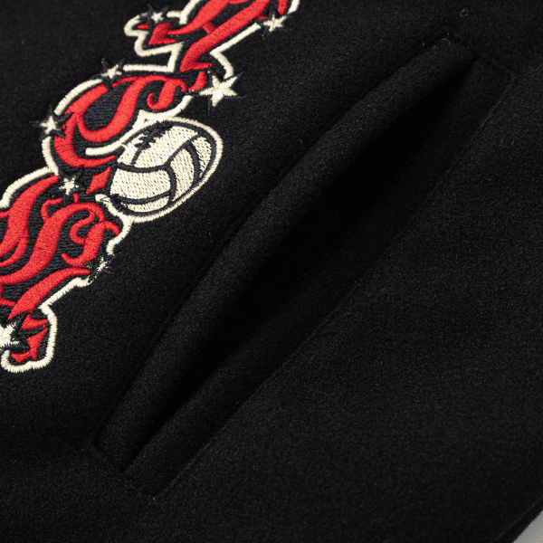 Jaqueta Varsity OFF-WHITE C/O Chicago Bulls - Imagem 4