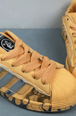 Tênis Hellstar X Adidas Superstar (Laranja)