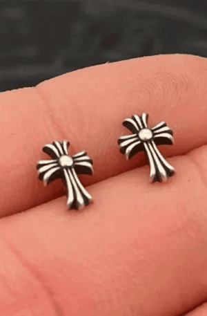 Brinco Chrome Hearts