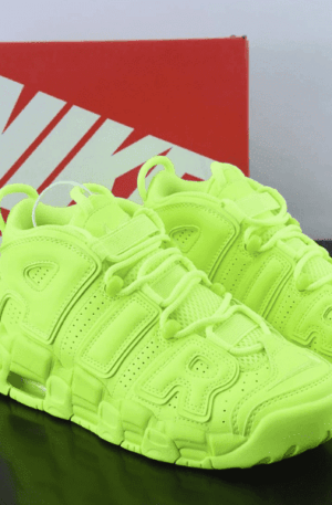 Tênis Nike Air More Uptempo 96 Volt