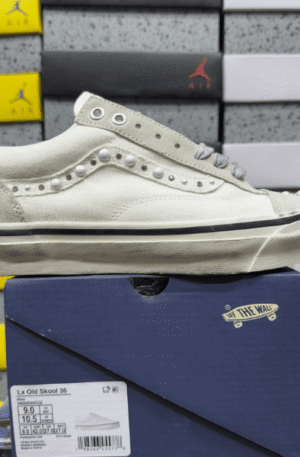 Tênis Vans OTW Old Skool Reissue 36 X Satoshi Nakamoto (All Branco)