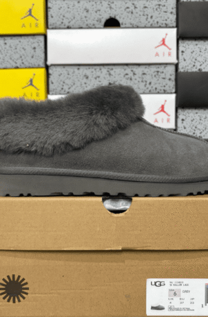UGG Tazzette Shearling Slippers (Cinza)