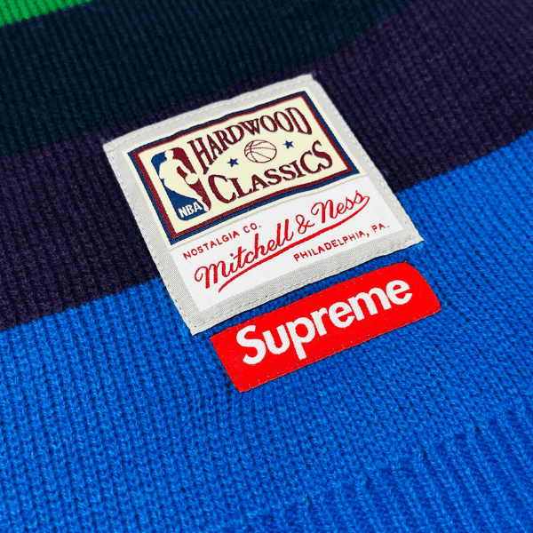 Suéter Supreme Mitchell & Ness Teams Royal Hombre - Imagem 3