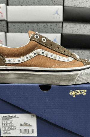 Tênis Vans OTW Old Skool Reissue 36 X Satoshi Nakamoto (Marrom)